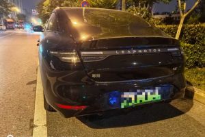 零跑T03 零跑 310舒享版