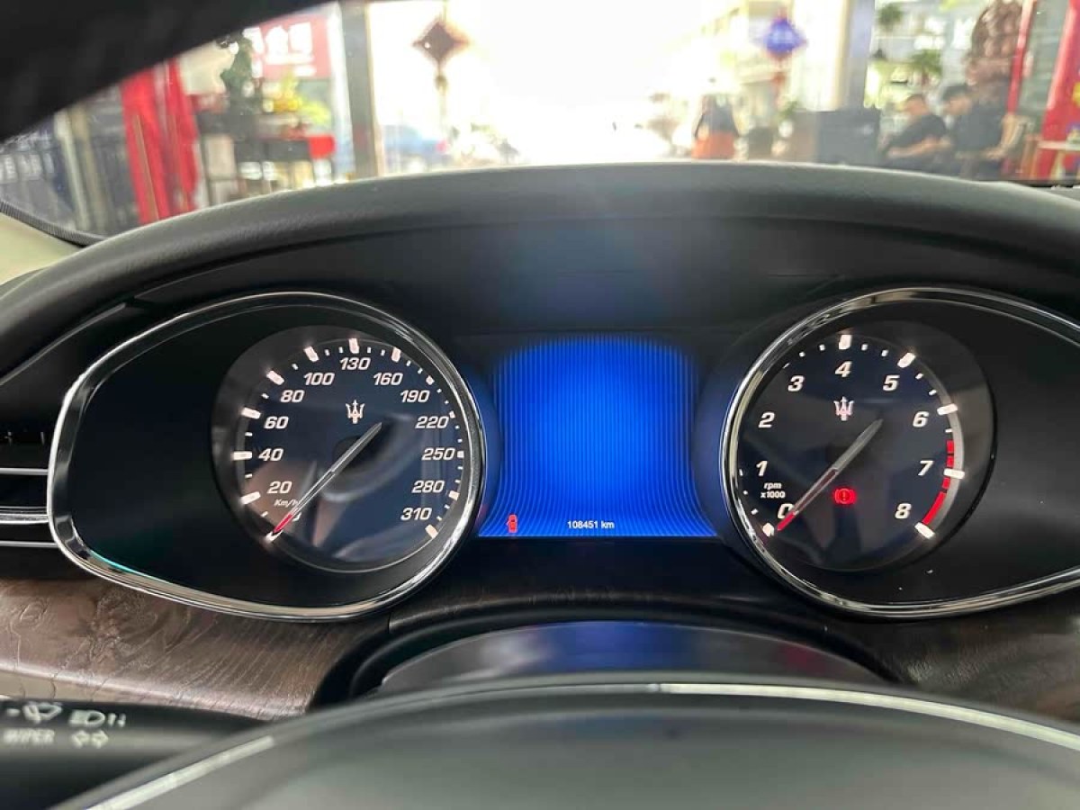 瑪莎拉蒂 總裁  2013款 3.0T 標(biāo)準(zhǔn)型圖片