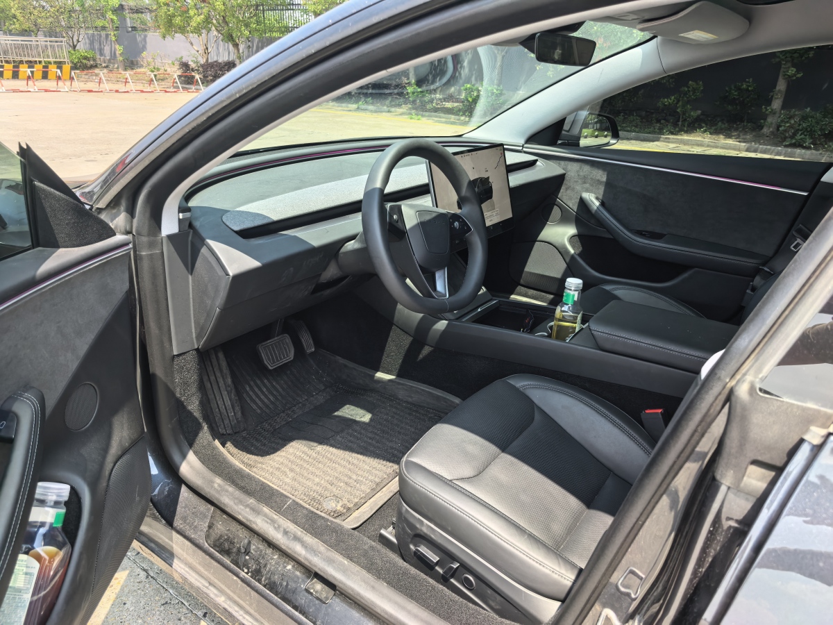 特斯拉 Model 3  2019款 長續(xù)航全輪驅(qū)動版圖片