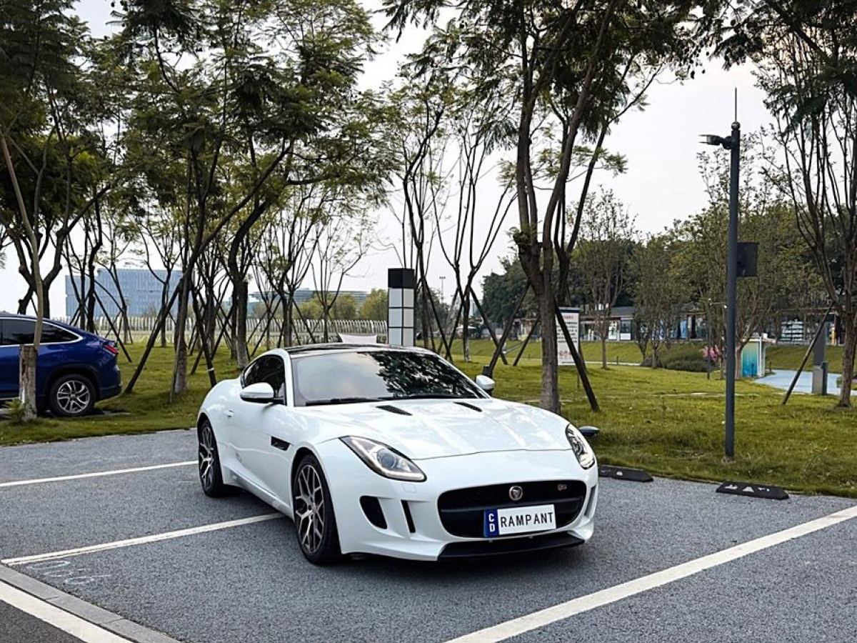 捷豹 F-TYPE  2016款 3.0T 硬頂版圖片