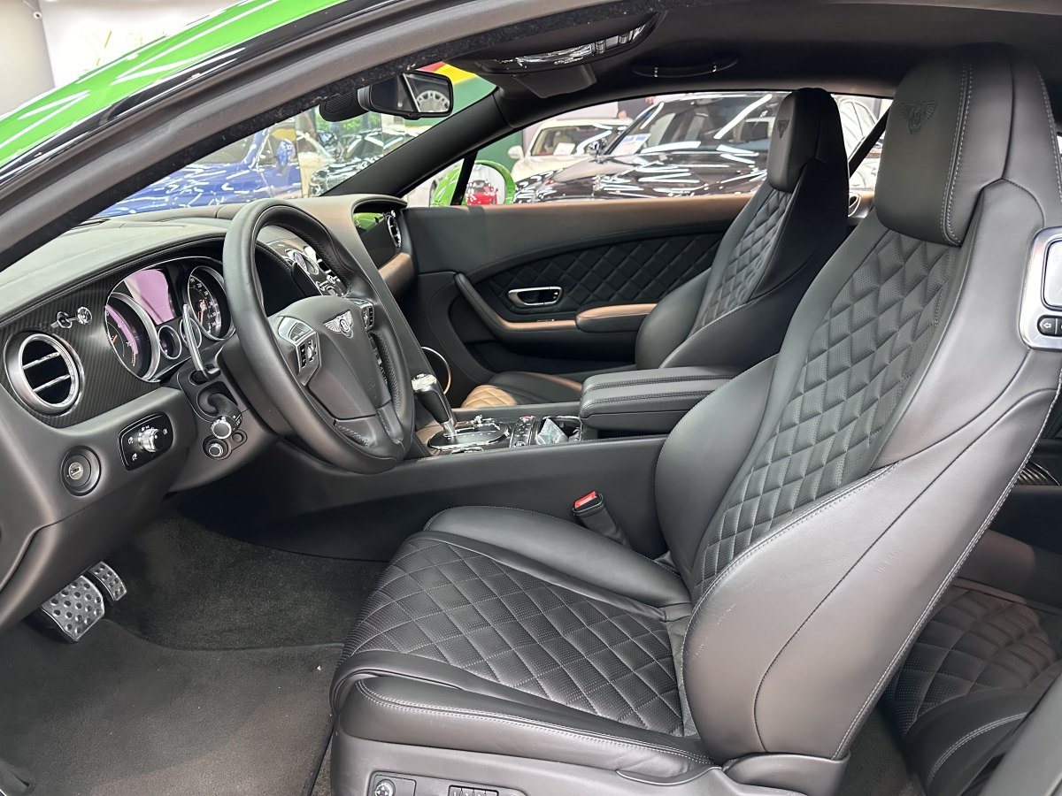 宾利 欧陆  2024款 4.0T GT S V8图片