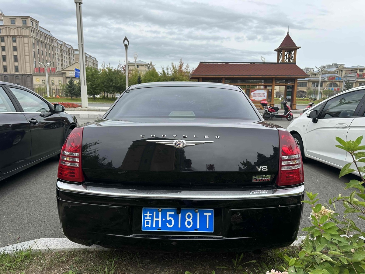 克莱斯勒 300C  2006款 2.7L 豪华领航版图片