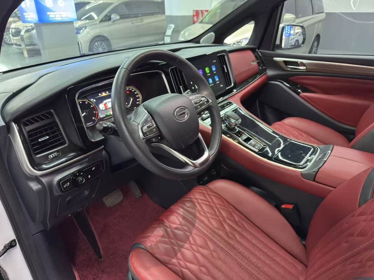 廣汽傳祺 M8  2024款 領(lǐng)秀系列 390T 尊享版圖片