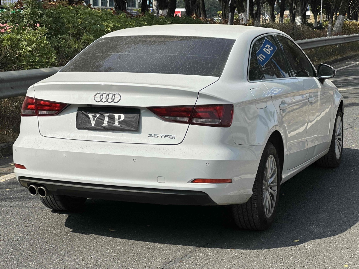 奧迪 奧迪A3  2016款 Limousine 35 TFSI 風(fēng)尚型圖片