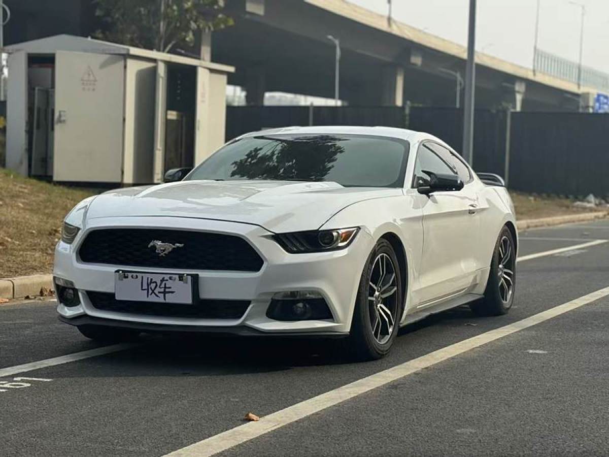 福特 Mustang  2017款 2.3T 運(yùn)動(dòng)版圖片