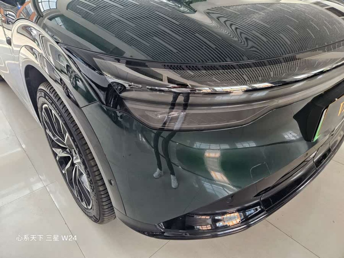 極氪 極氪7X  2025款 75kWh 后驅(qū)智駕版圖片