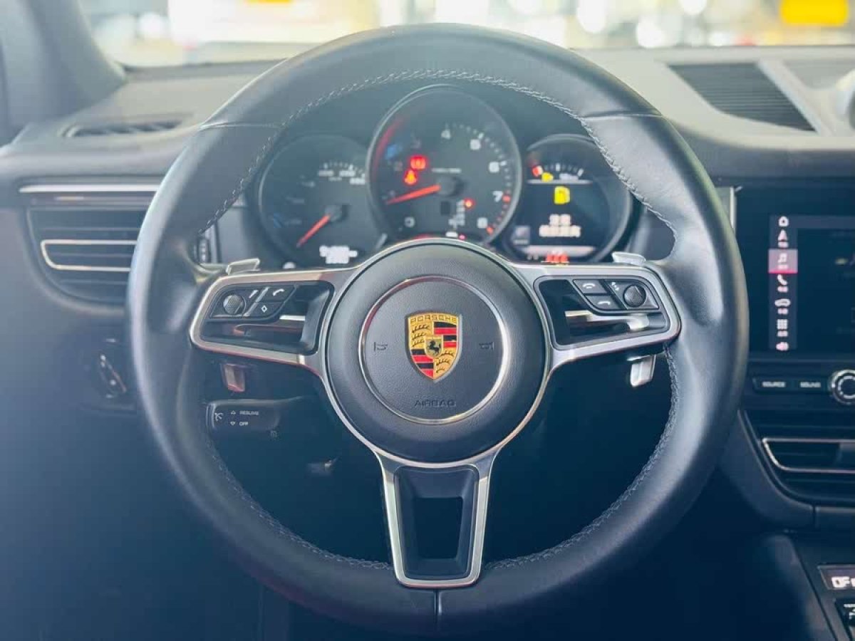 保時(shí)捷 Macan  2018款 Macan 2.0T圖片