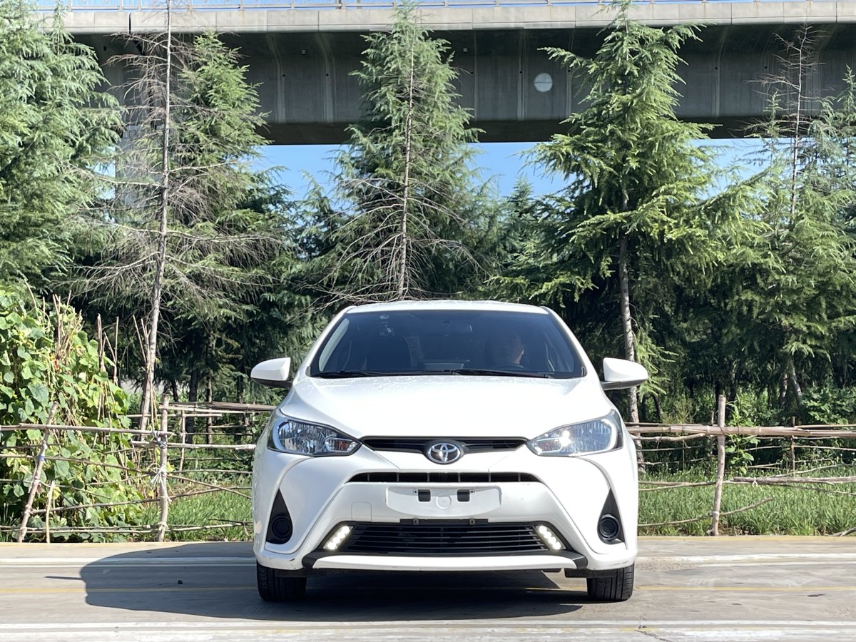 豐田 YARiS L 致享  2020款 1.5L CVT領(lǐng)先版圖片