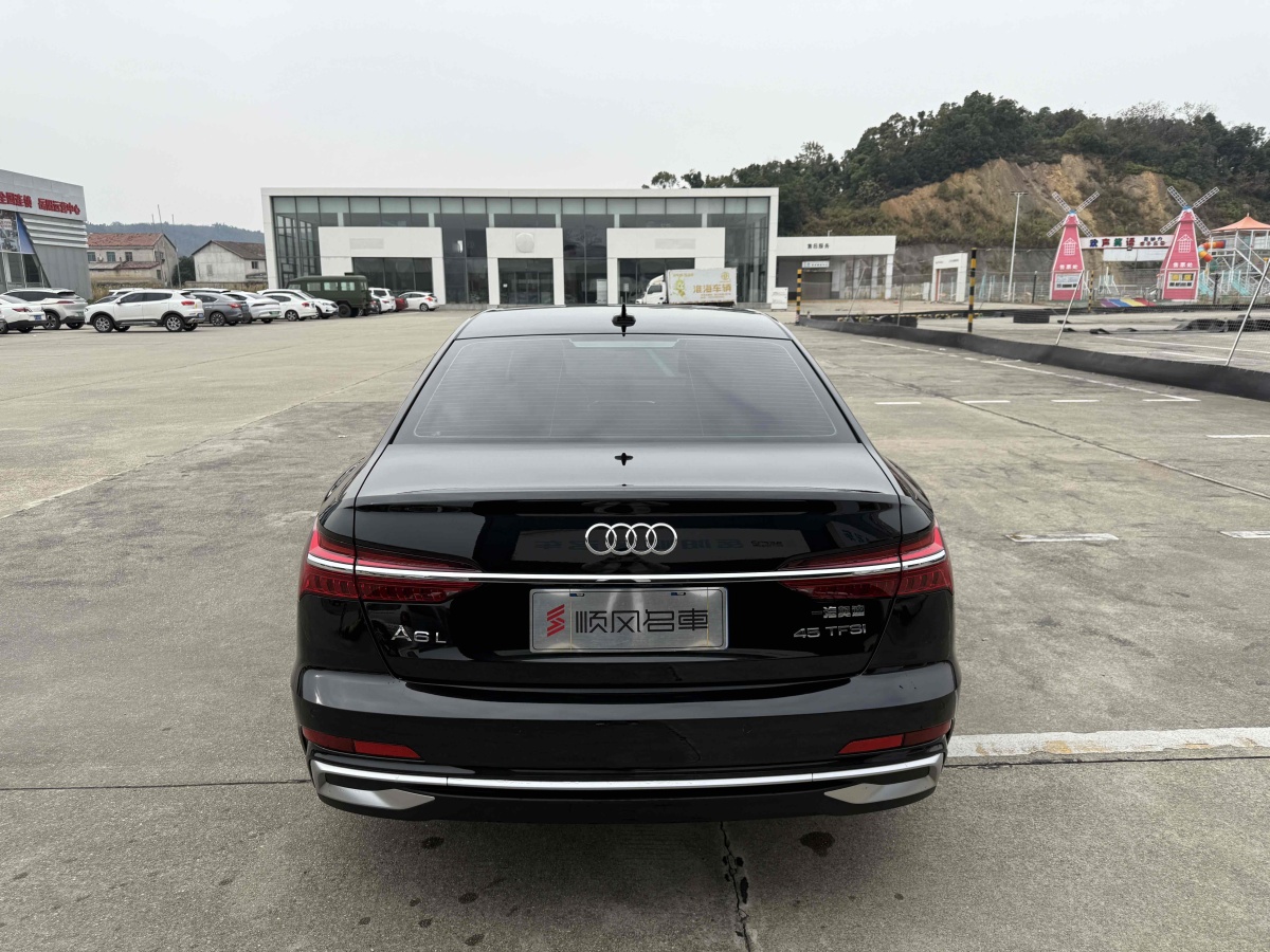 奧迪 奧迪A6L  2024款 45 TFSI 臻選動感型圖片