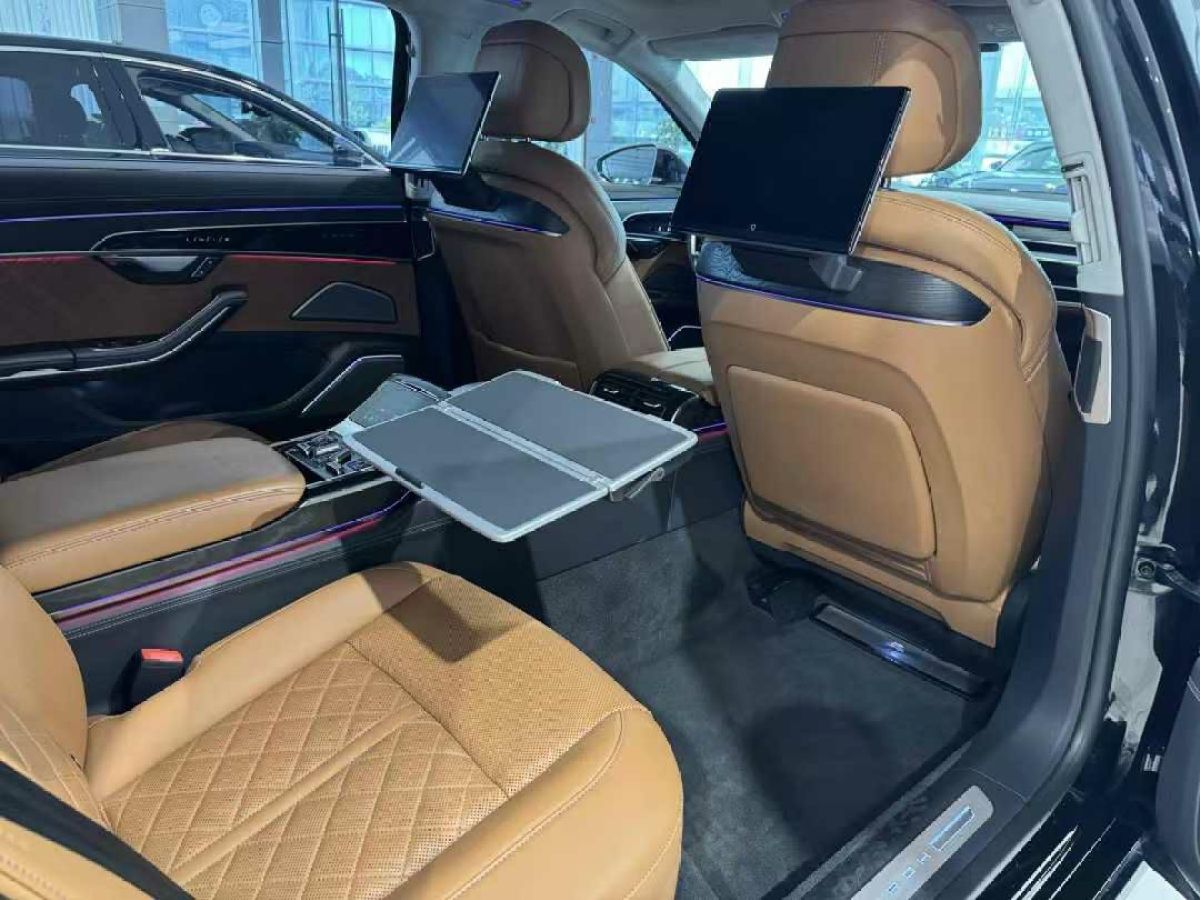 奧迪 奧迪A8  2022款 A8L Horch創(chuàng)始人版 傳奇型圖片