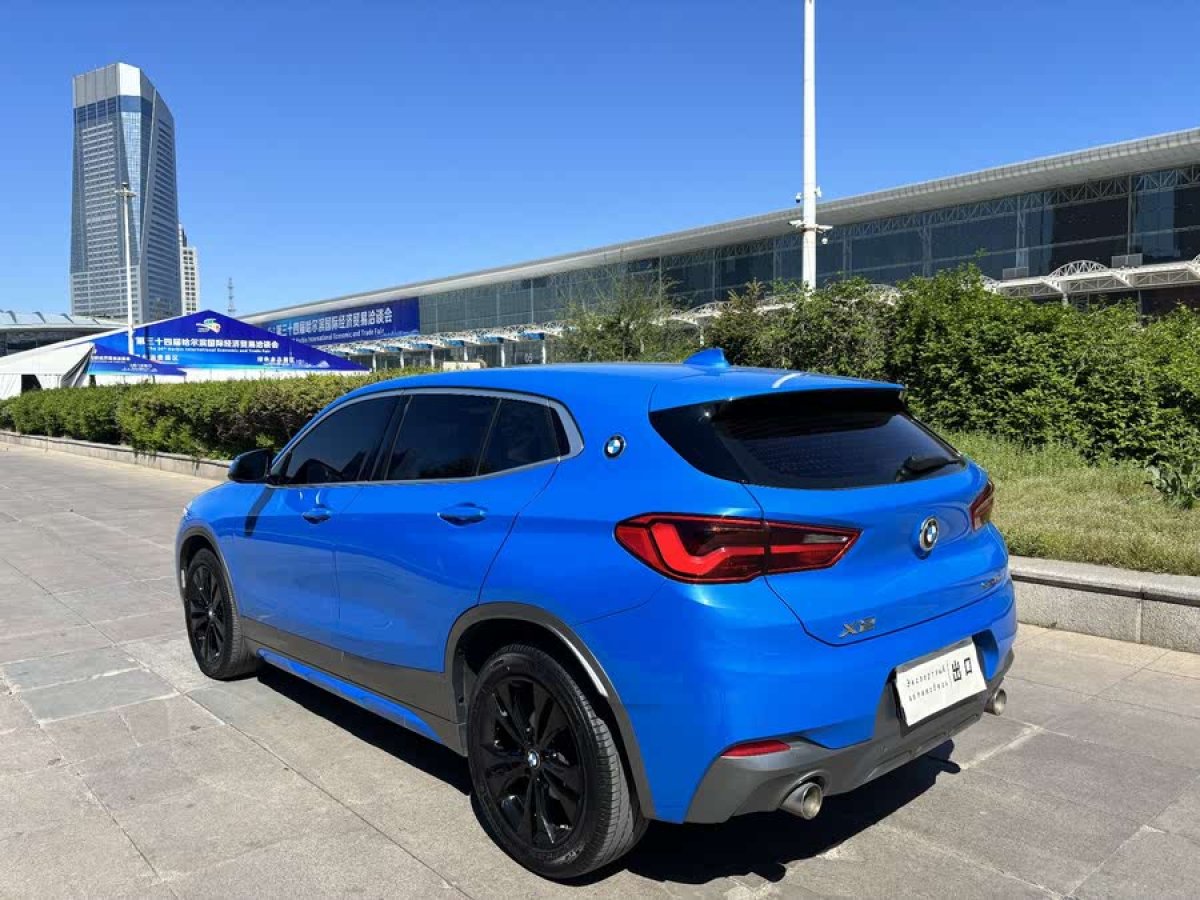 寶馬 寶馬X2  2020款 sDrive20i M越野套裝圖片