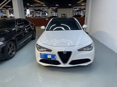 2019年11月 阿爾法·羅密歐 Giulia 2.0T 280HP 豪華版圖片