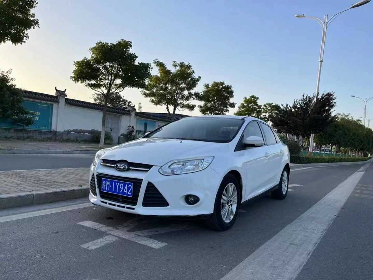 日產(chǎn) 驪威  2015款 1.6XL CVT豪華真皮版圖片