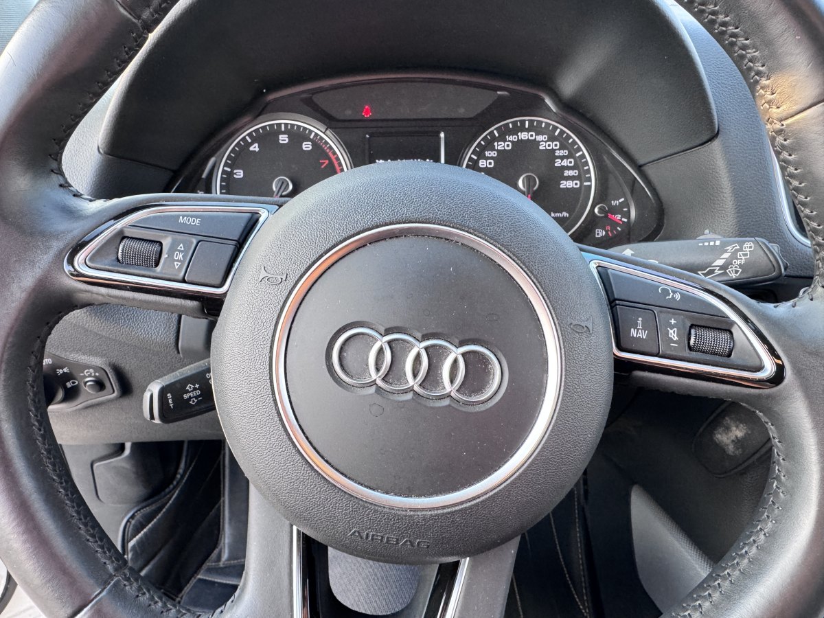 奧迪 奧迪Q5  2013款 40 TFSI 技術(shù)型圖片