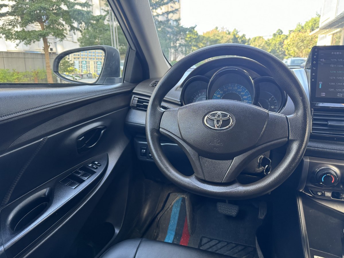 豐田 YARiS L 致炫  2014款 1.3E 自動魅動版圖片