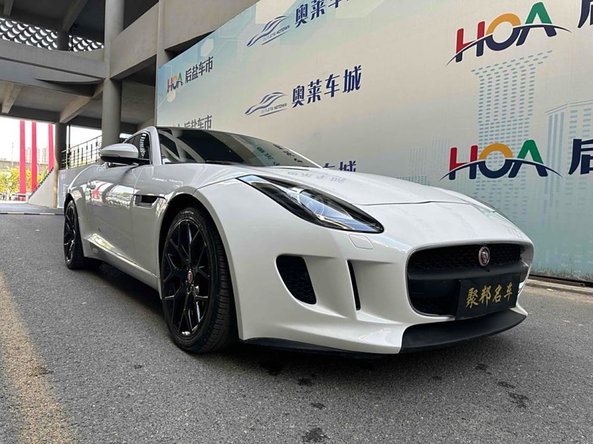 2016年5月捷豹 F-TYPE  2016款 3.0T 硬頂版