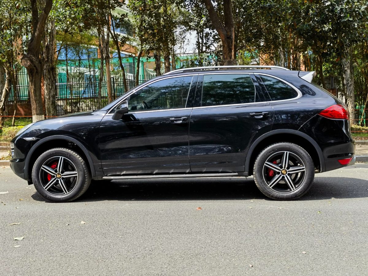 2014年12月保時捷 Cayenne  2014款 Cayenne Platinum Edition 3.0T