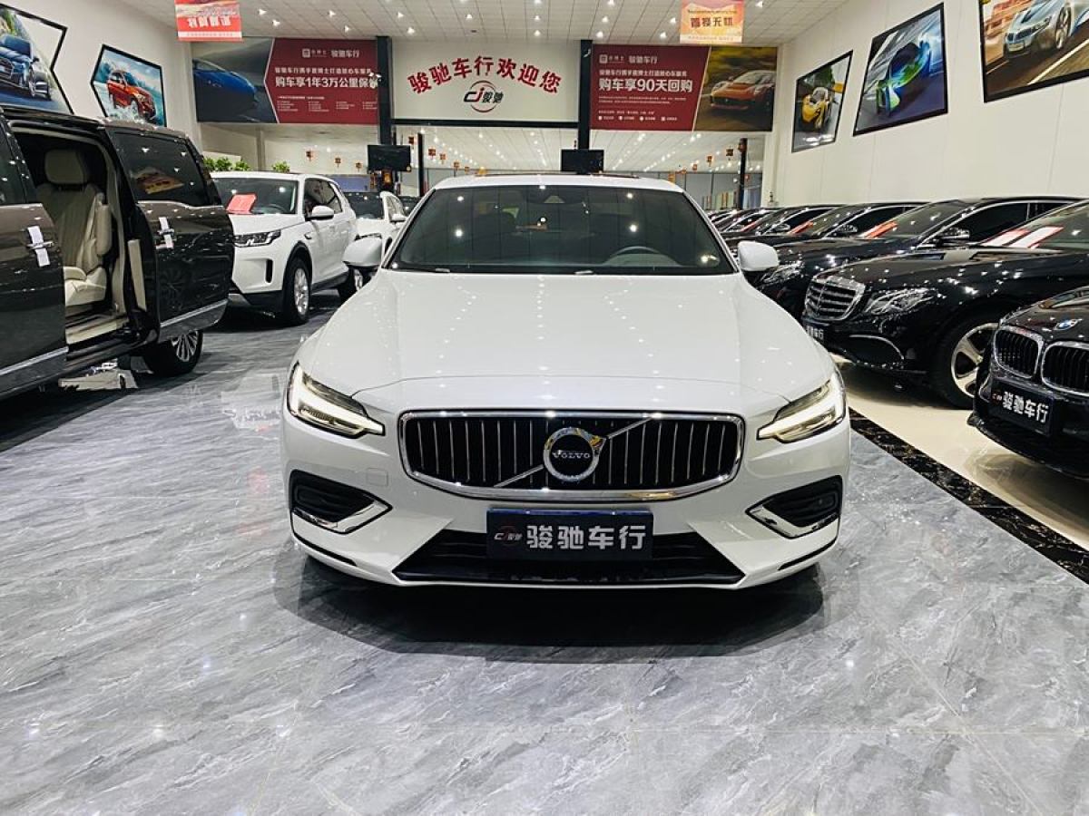 沃爾沃 S60L  2022款 B4 智逸豪華版圖片