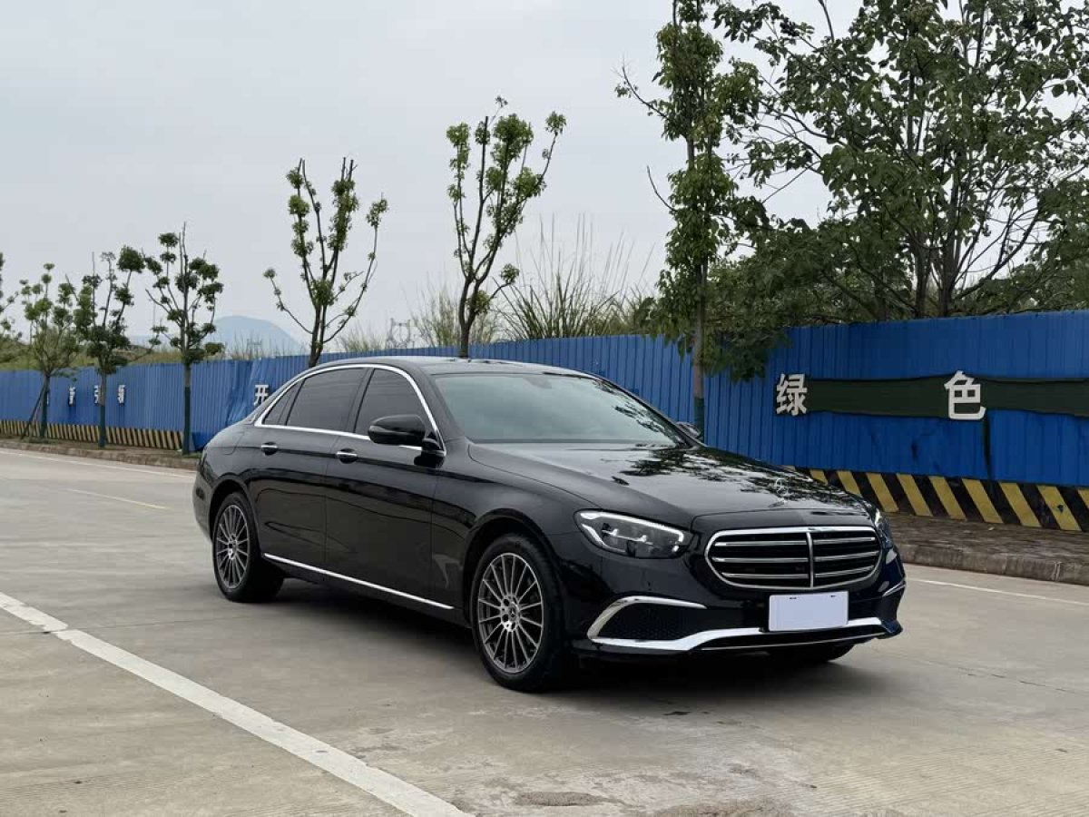 奔馳 奔馳E級(jí)  2023款 改款 E 260 L圖片