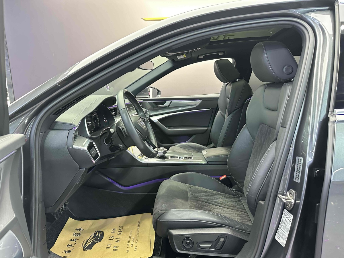 奧迪 奧迪A6L  2022款 45 TFSI 臻選動感型圖片