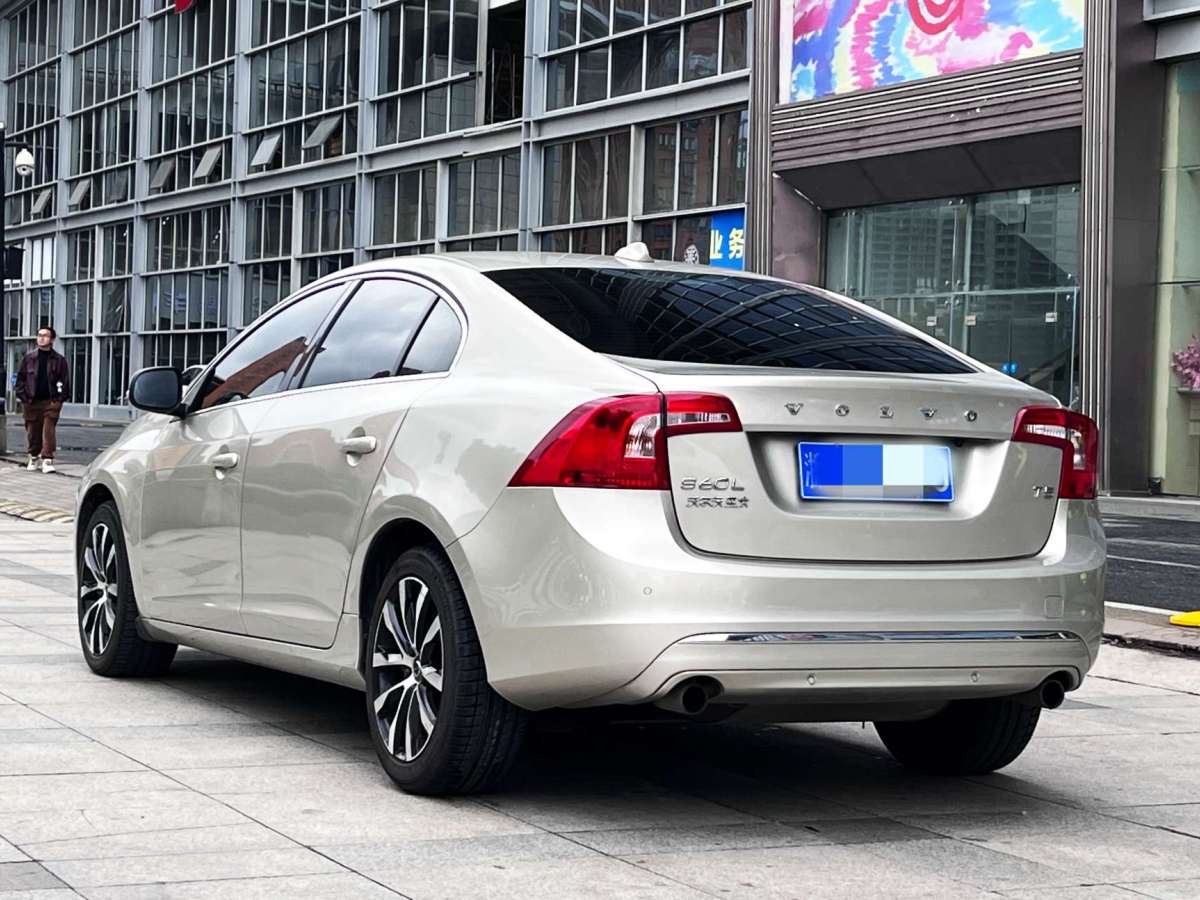 沃爾沃 S60L  2020款  T5 智進進階版圖片