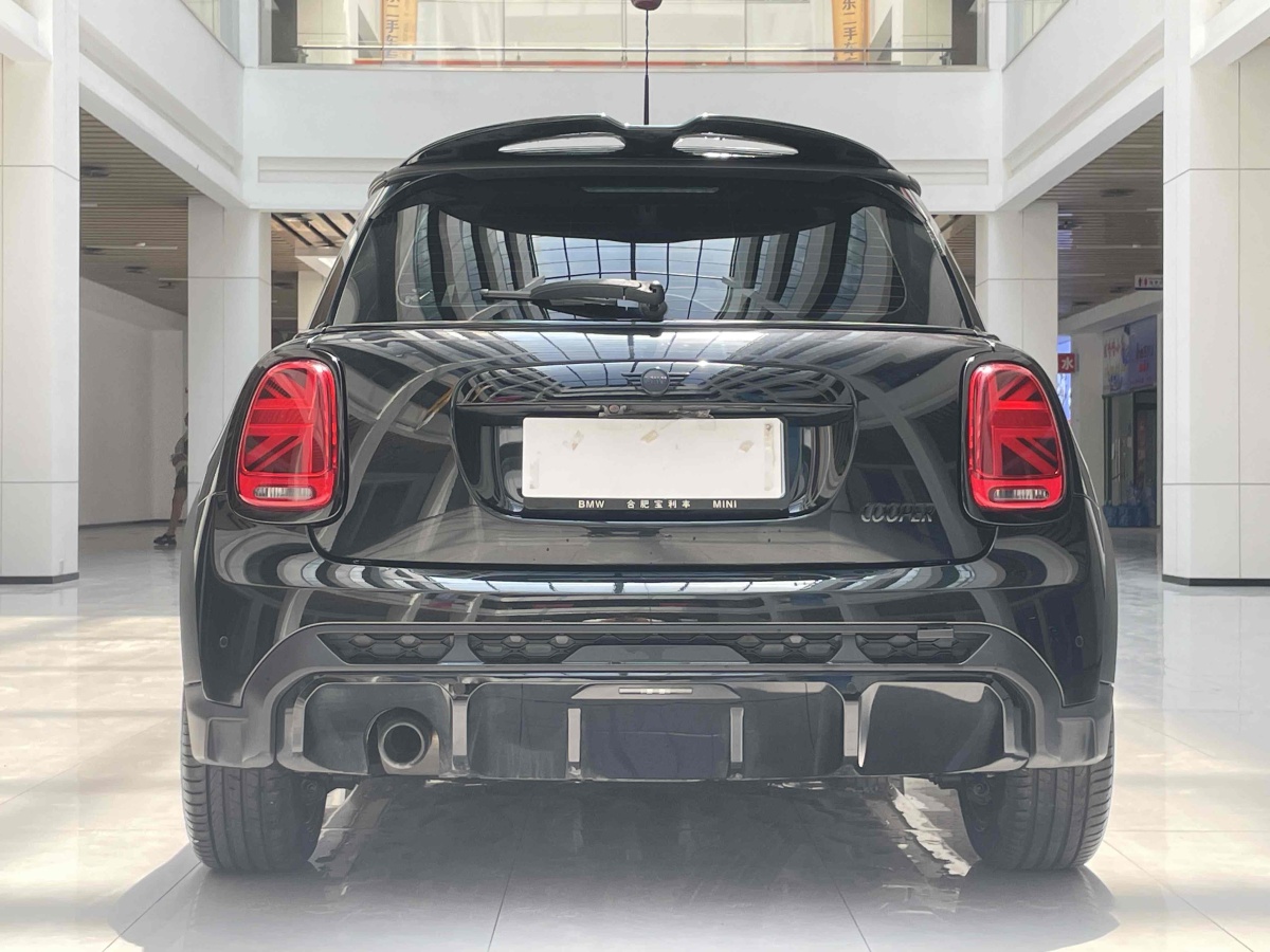 2022年6月MINI MINI  2022款 1.5T COOPER 黑標特別版