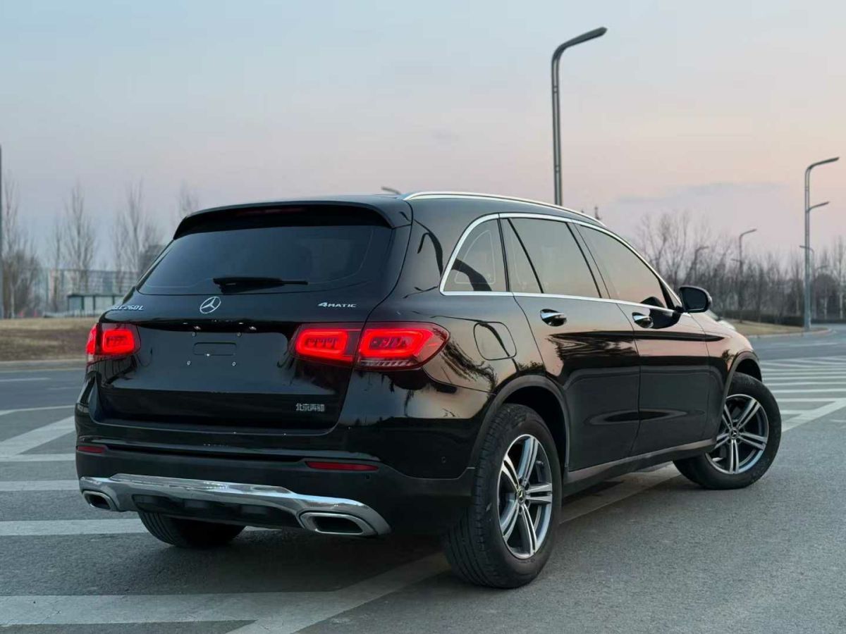 奔馳 奔馳GLC  2021款 GLC 300 4MATIC 轎跑SUV圖片