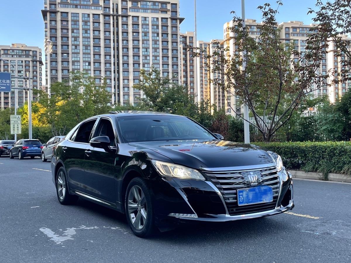 丰田 皇冠  2015款 2.5L 智享版图片