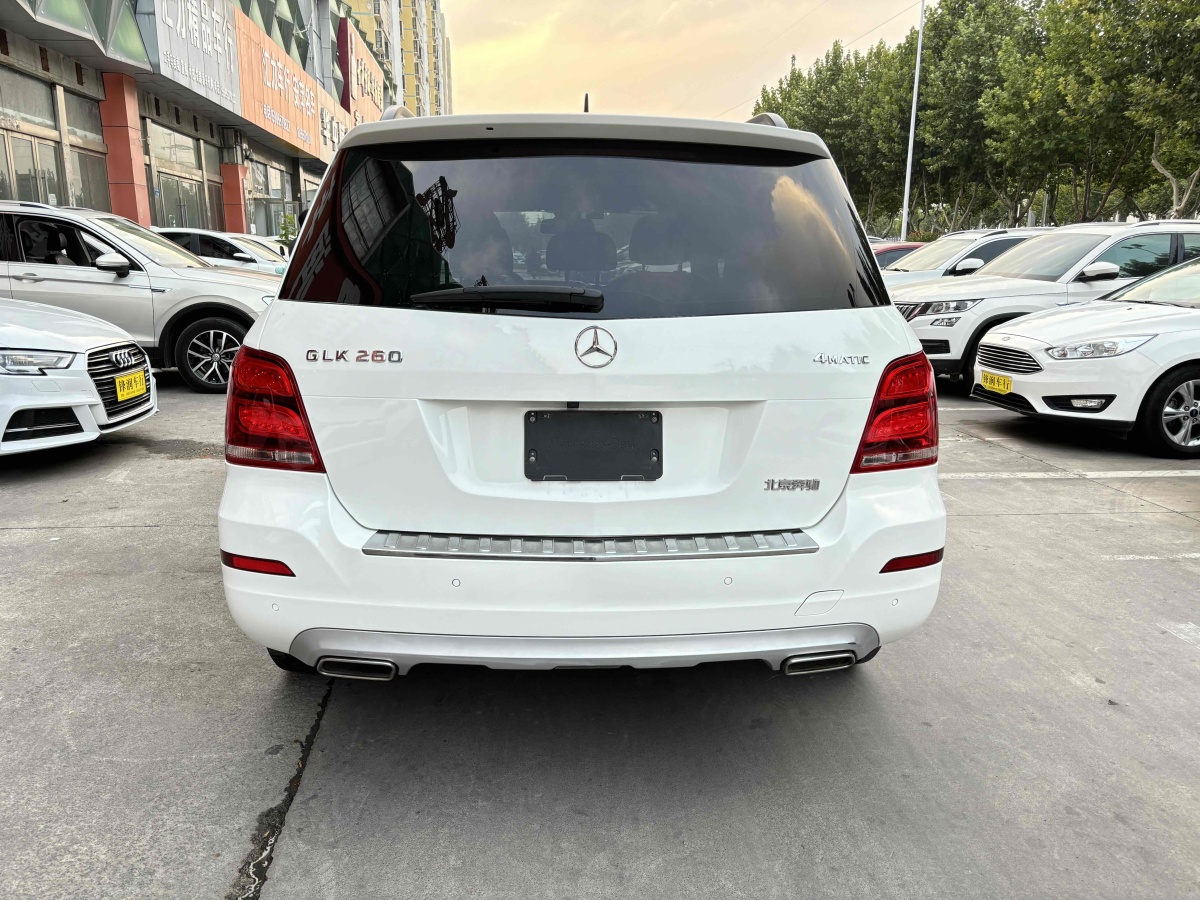 奔馳 奔馳GLK級(jí)  2014款 GLK 260 4MATIC 動(dòng)感型圖片