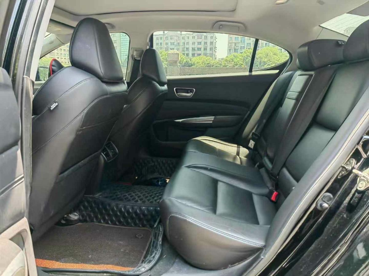 謳歌 TLX 圖片