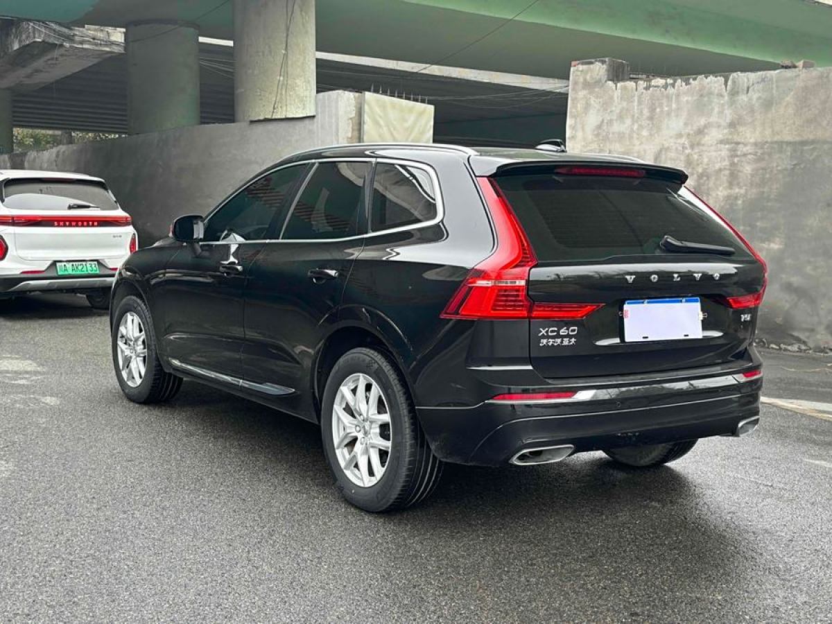 沃爾沃 XC60  2021款 T5 四驅(qū)智逸豪華版圖片