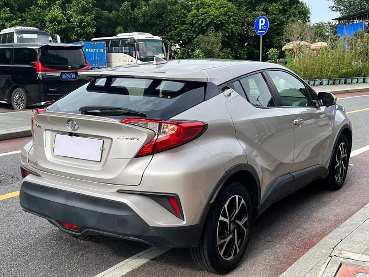 丰田 C-HR  2020款 2.0L 舒适版图片