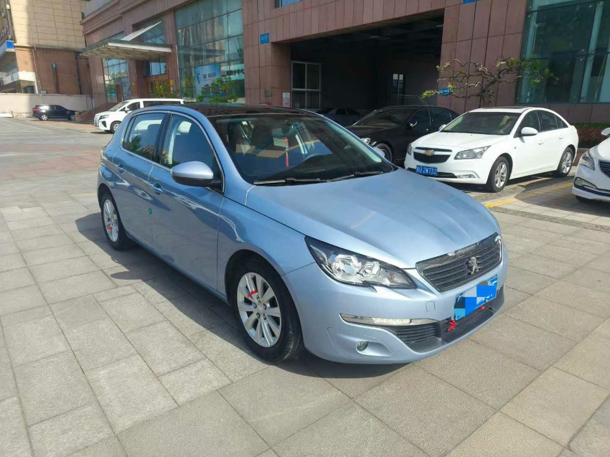 陸風(fēng) X7  2015款 2.0T 全景尊貴版圖片