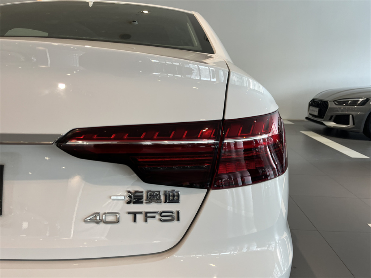 奧迪 奧迪A4L  2022款 40 TFSI 時(shí)尚動(dòng)感型圖片