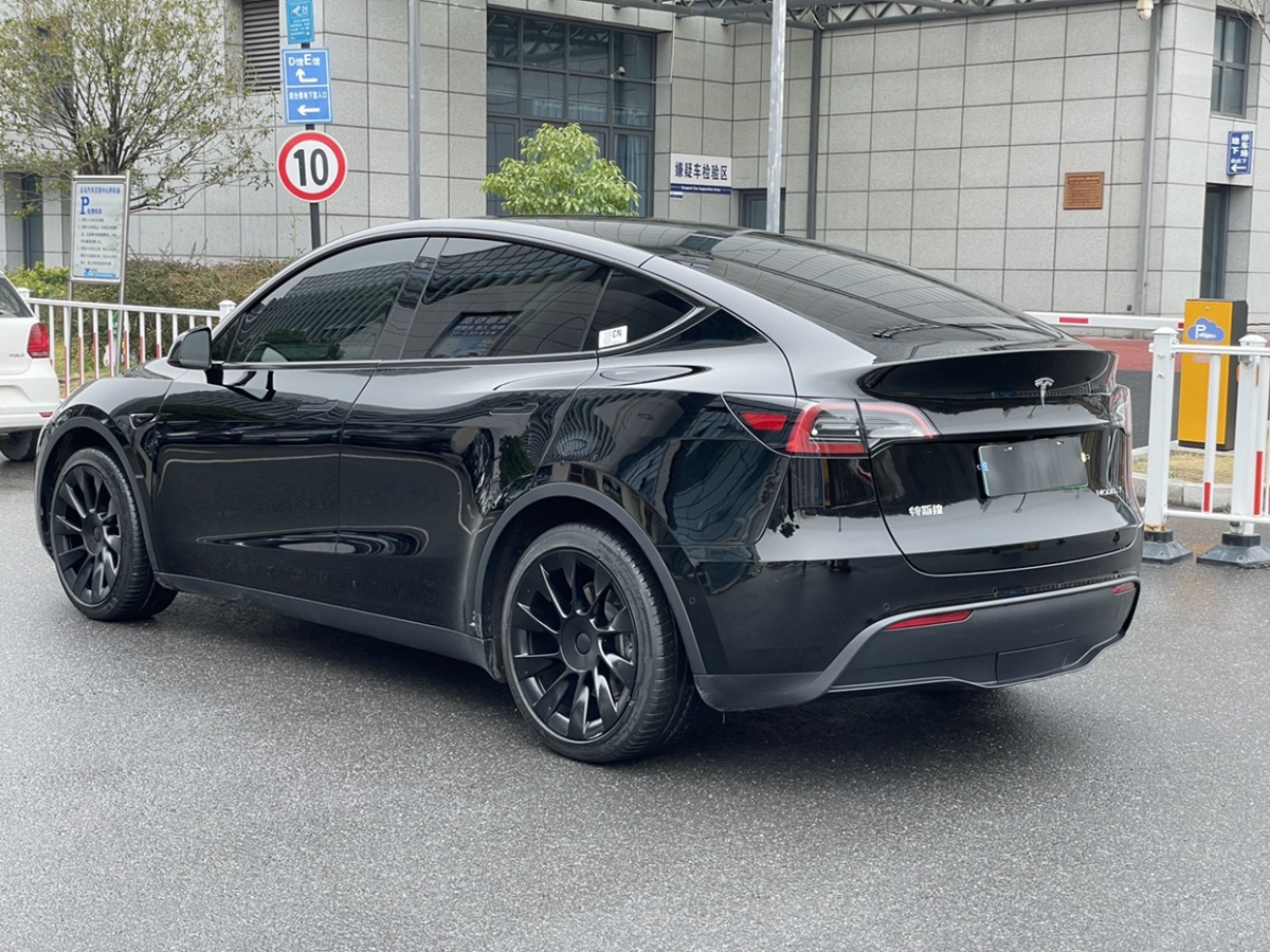 特斯拉 Model Y  2022款 改款 后輪驅(qū)動版圖片