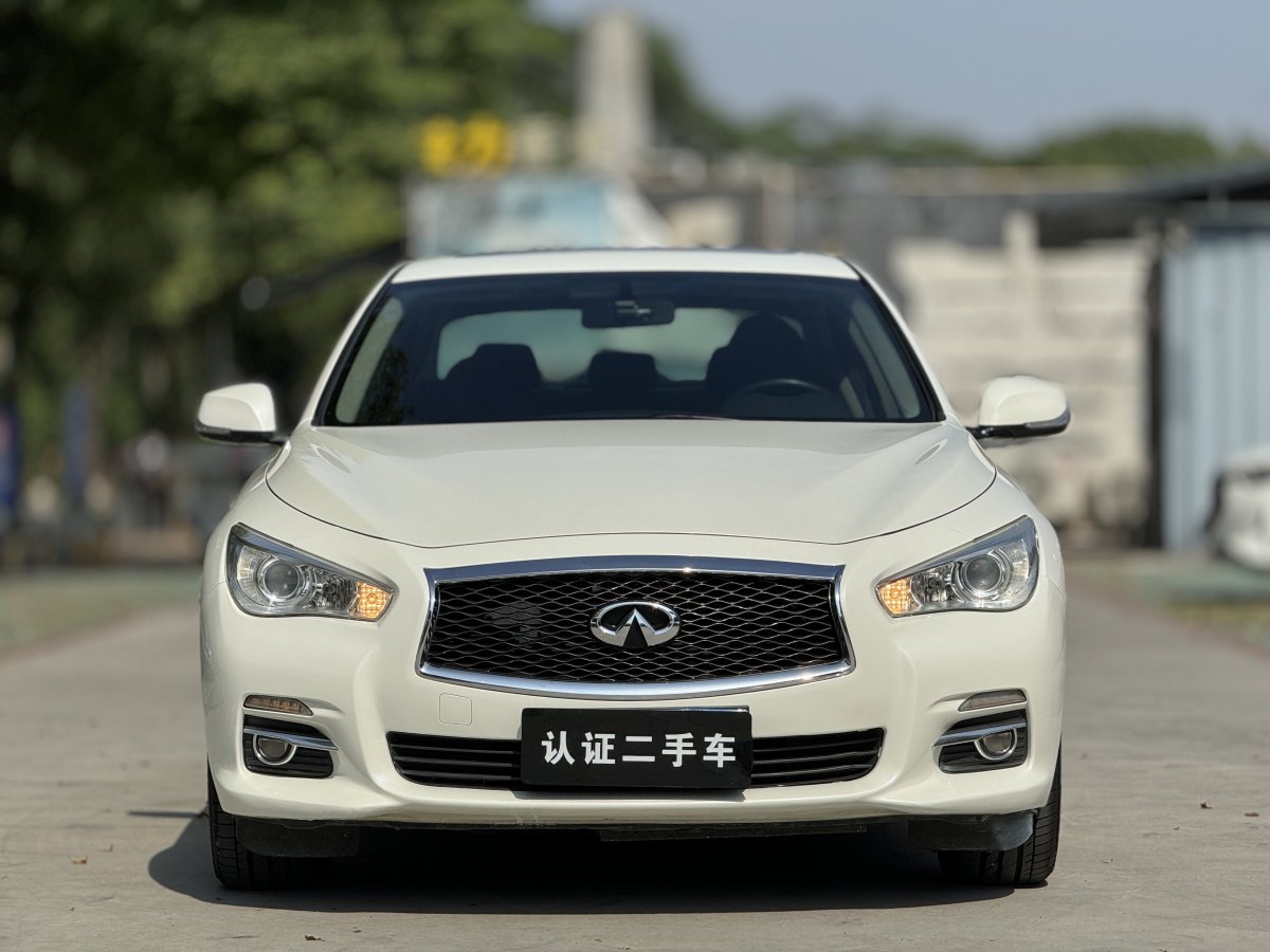 英菲尼迪 Q50L  2015款 2.0T 悅享版圖片