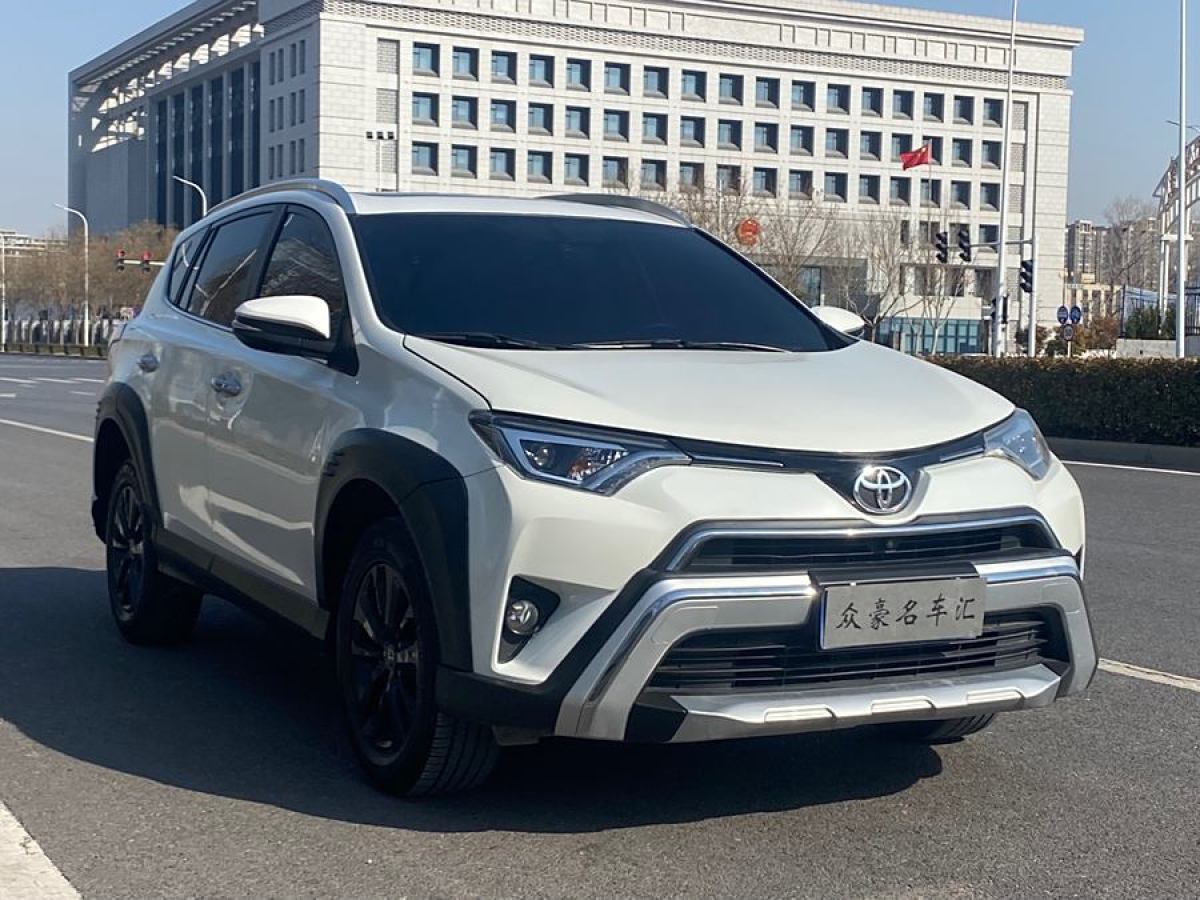 豐田 RAV4榮放  2019款 2.0L CVT兩驅(qū)風(fēng)尚X限量版 國(guó)VI圖片