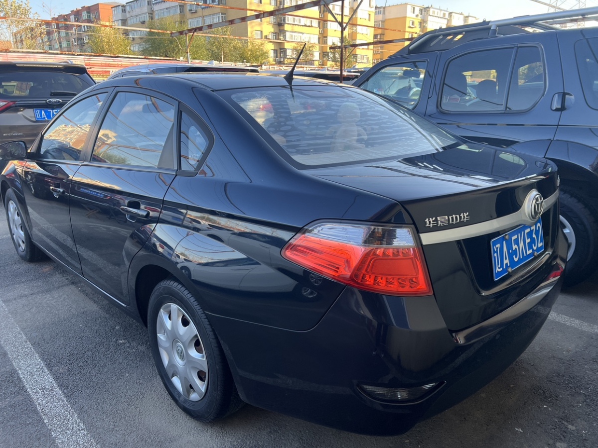 中華 H330  2013款 1.5L 自動豪華型圖片