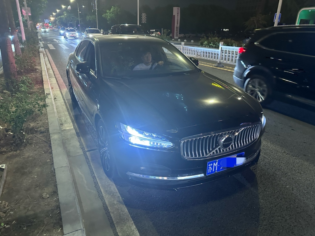 沃爾沃 S90  2021款 B5 智逸運動版圖片