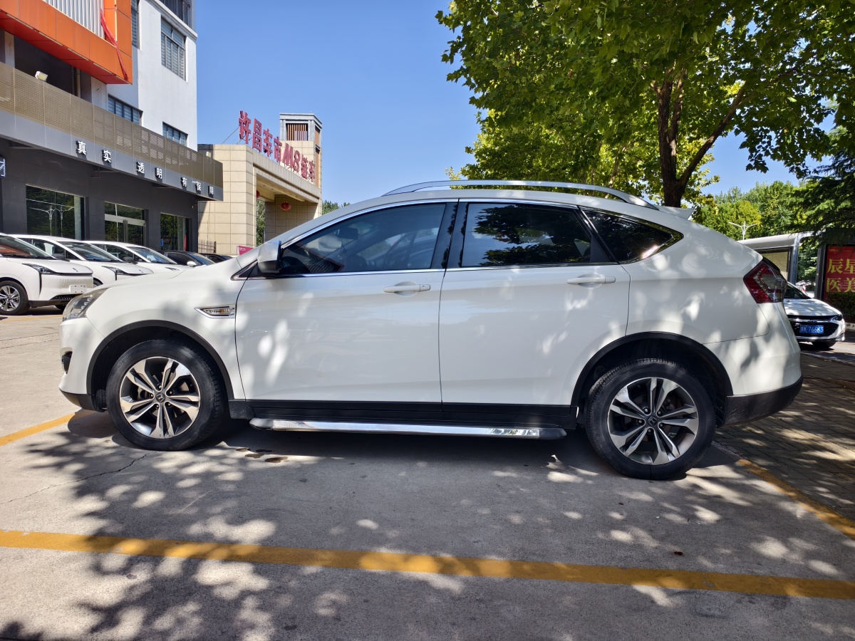 2016年4月納智捷 優(yōu)6 SUV  2015款 1.8T 時(shí)尚型