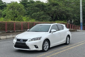 CT 雷克薩斯 CT200h 舒適版 單色