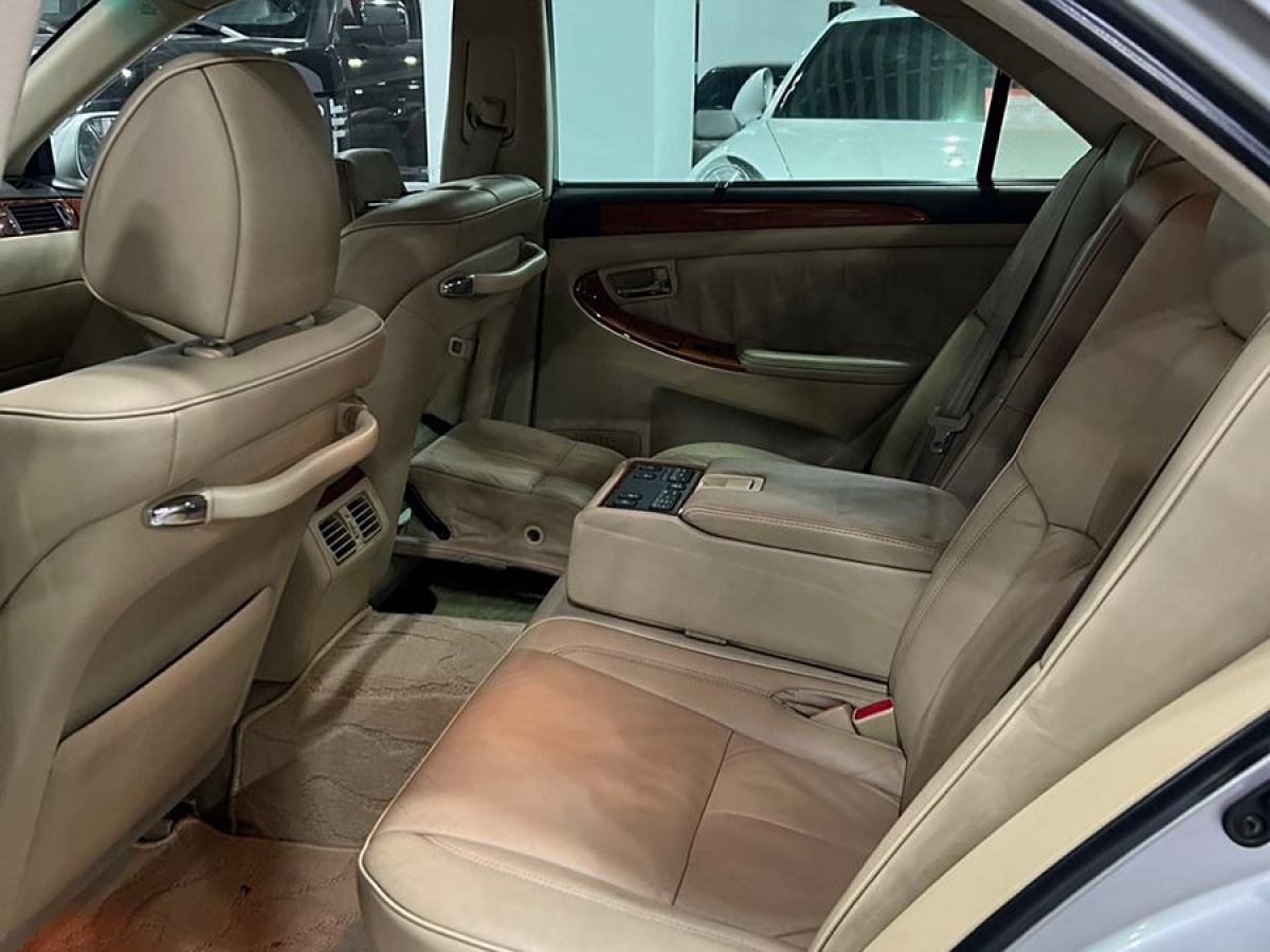 豐田 皇冠  2005款 3.0L Royal Saloon G VIP圖片