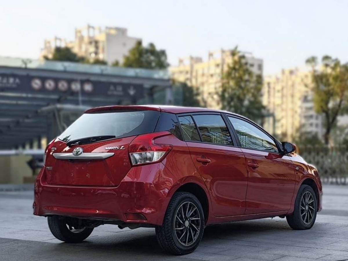 豐田 YARiS L 致炫  2015款 1.5E 自動(dòng)魅動(dòng)版圖片