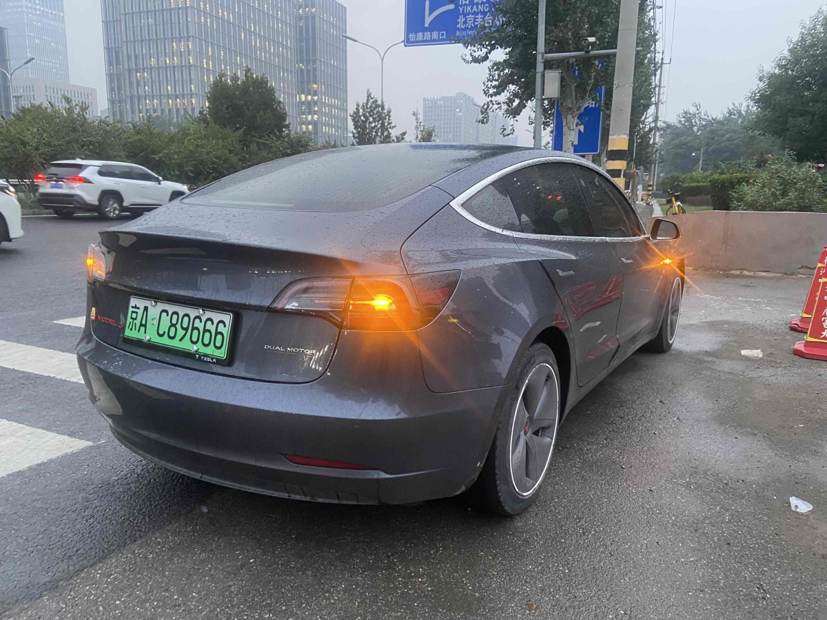 特斯拉 Model 3  2019款 長續(xù)航全輪驅(qū)動版圖片