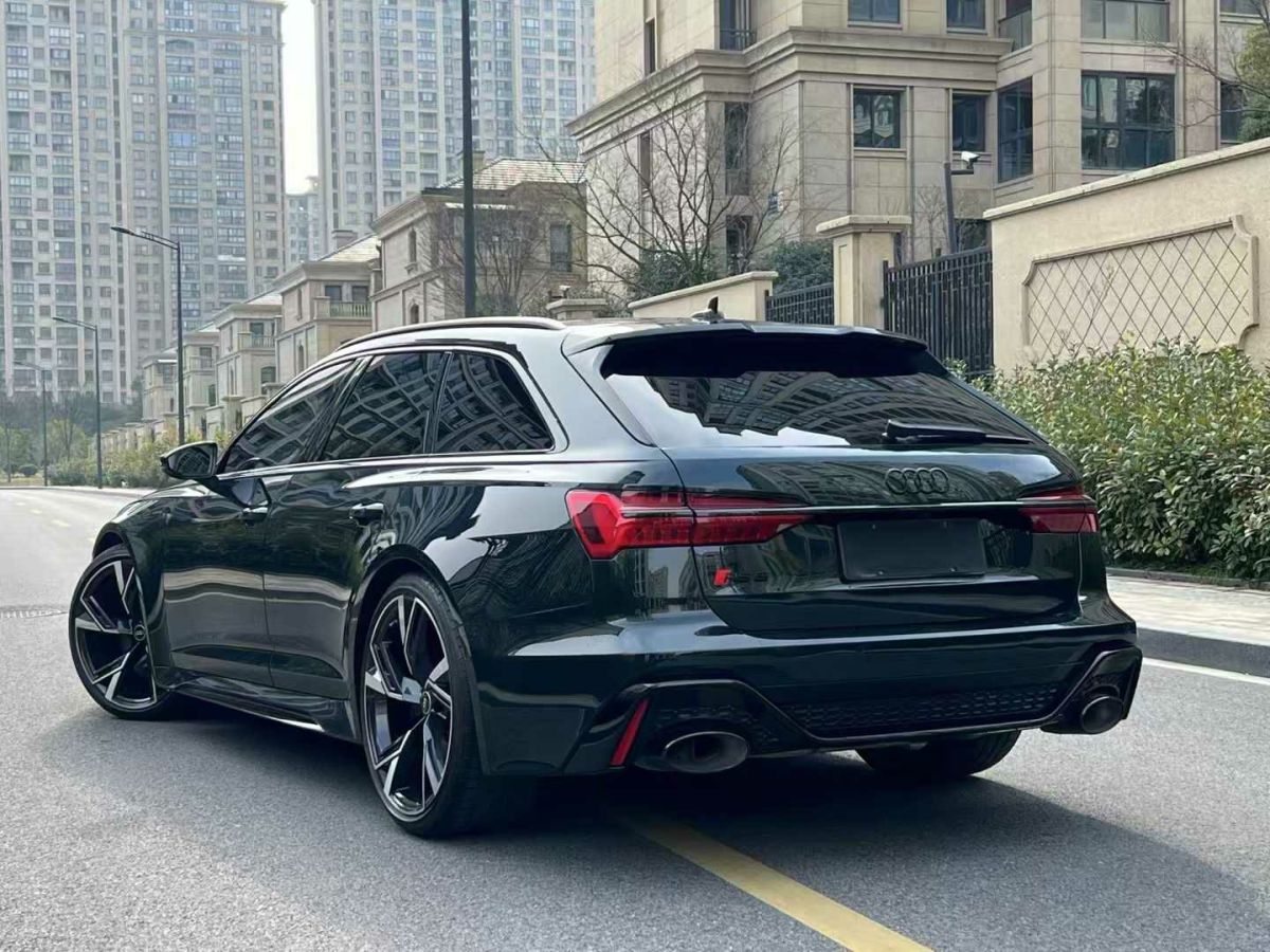 奧迪 奧迪RS 4  2023款 RS4 Avant 常規(guī)版圖片