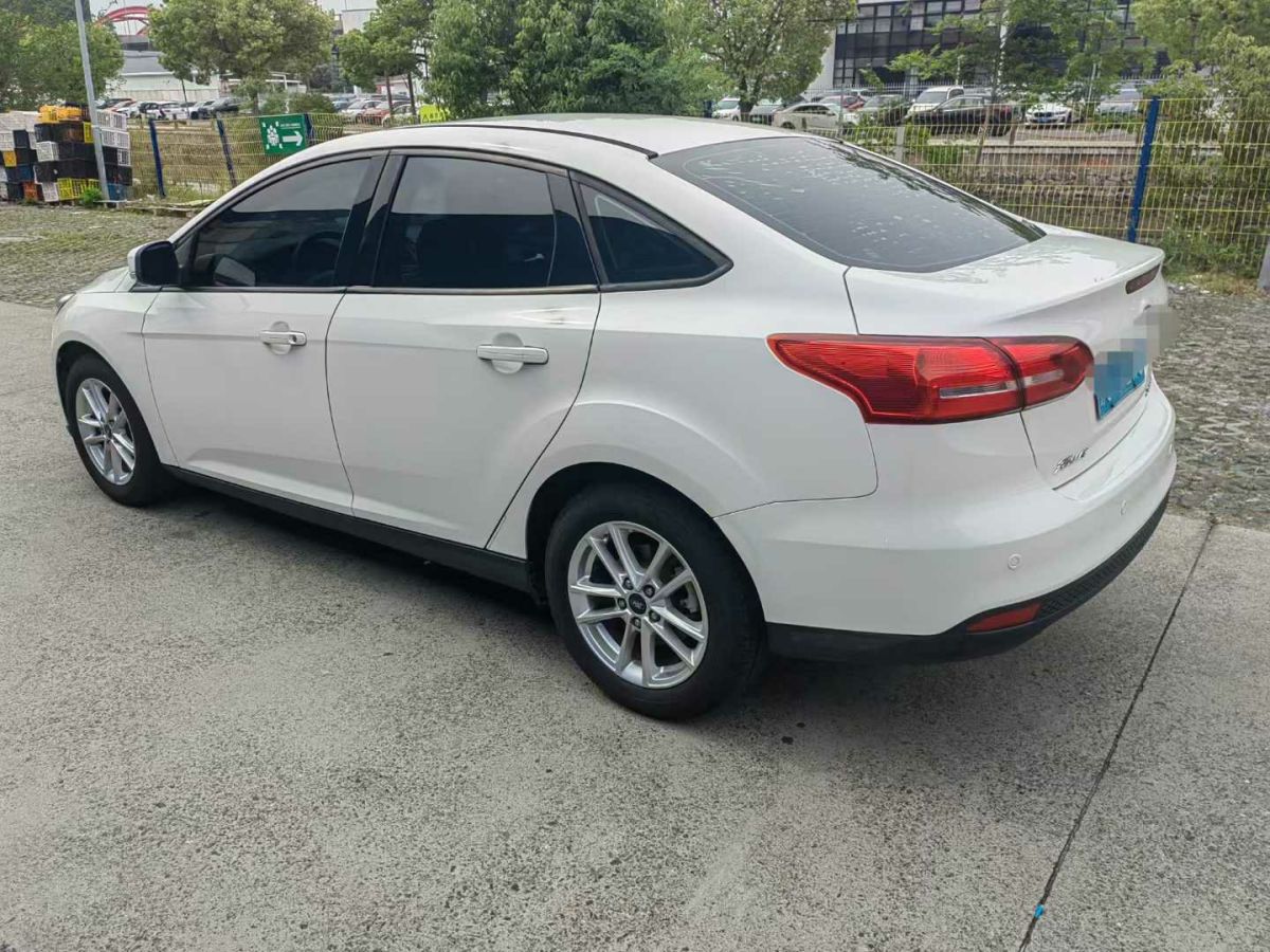 福特 ?？怂? 2015款 三廂 EcoBoost 180 自動精英型圖片
