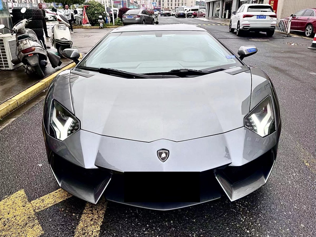 兰博基尼 Aventador  2011款 LP 700-4图片