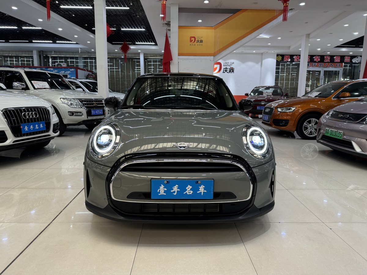 2022年4月MINI MINI  2022款 改款 1.5T COOPER 藝術(shù)家