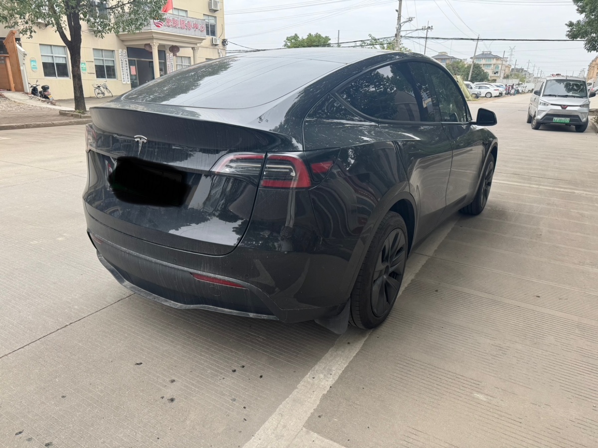 特斯拉 Model Y  2024款 后輪驅(qū)動(dòng)版圖片