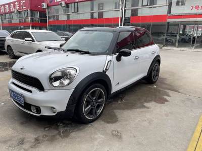 2014年11月 MINI COUNTRYMAN 1.6T COOPER S ALL4 滑雪版圖片